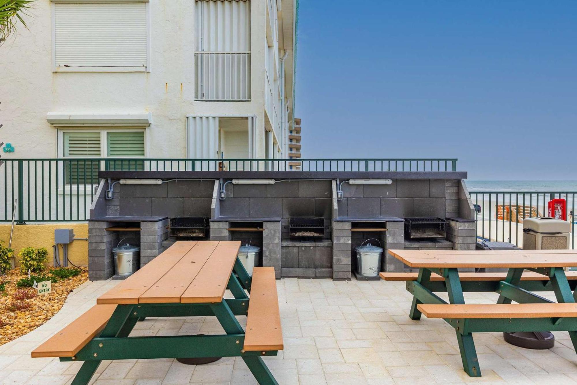 Ocean Views From Your Private Balcony! Sunglow Resort 606 By Brightwild Daytona Beach Shores Bagian luar foto
